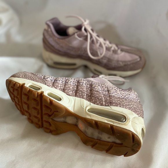 Nike Air Max (NWT) - Picture 4 of 4